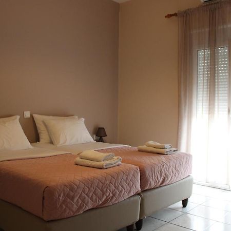 Hotel Kalimera Apartments Ammoudia Esterno foto