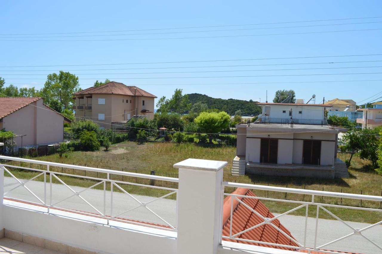Hotel Kalimera Apartments Ammoudia Esterno foto