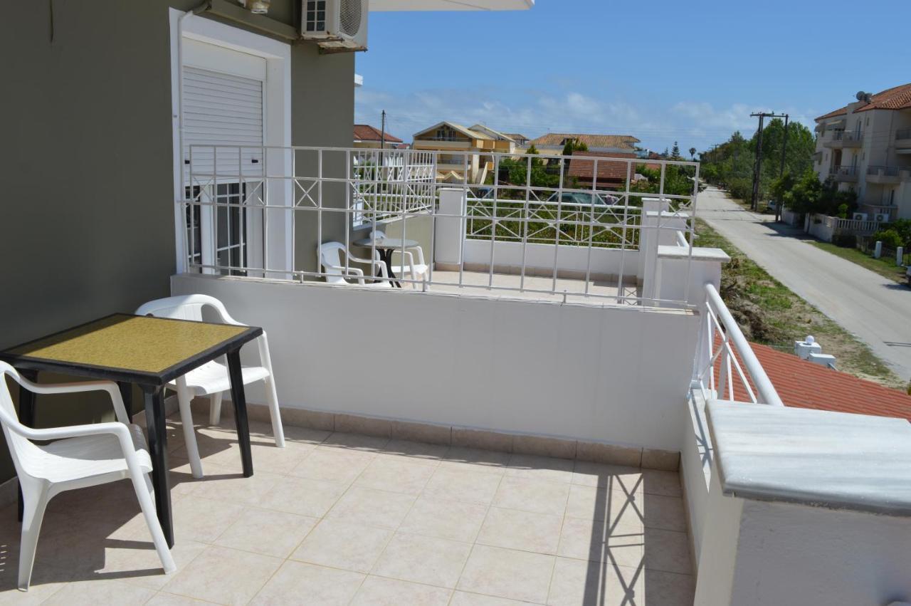 Hotel Kalimera Apartments Ammoudia Esterno foto