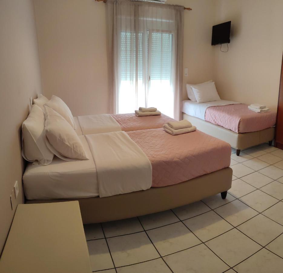 Hotel Kalimera Apartments Ammoudia Esterno foto